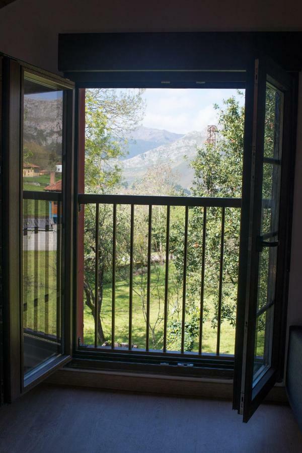 Los Candiles Onís Exteriör bild